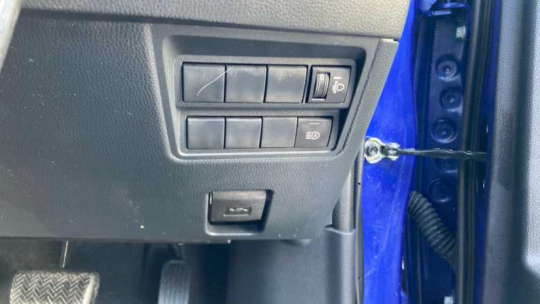 Toyota Yaris 1.5 Hybrid Design 5dr CVT Hybrid Hatchback